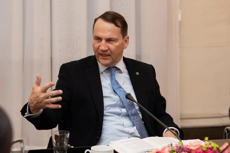 El viceprimer ministro de Polonia aseguró que Rusia carece de los medios para abrir un nuevo frente bélico