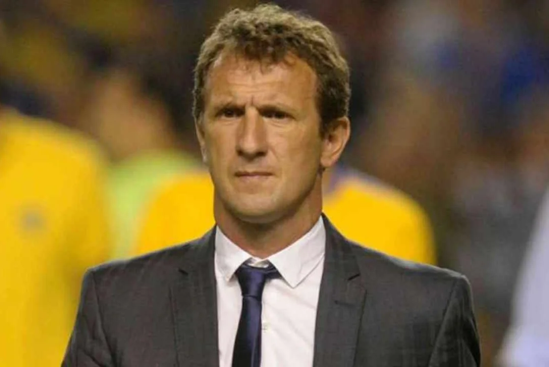 Mano dura en Boca: Rodolfo Arruabarrena comenzó su segundo ciclo borrando a cuatro jugadores del plantel