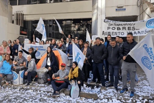 Sanatorios privados de Córdoba afrontarán un paro de 24 horas por deudas salariales