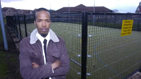 El atacante del merado ''Golders Green'' es un somalí que ingresó al Reino Unido aprovechándose de los laxos controles migratorios