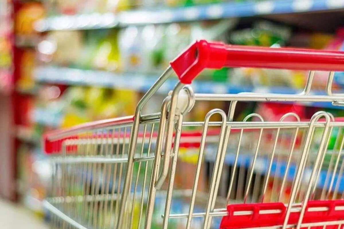 Which supermarkets have discounts with Mercado Pago on Tuesdays