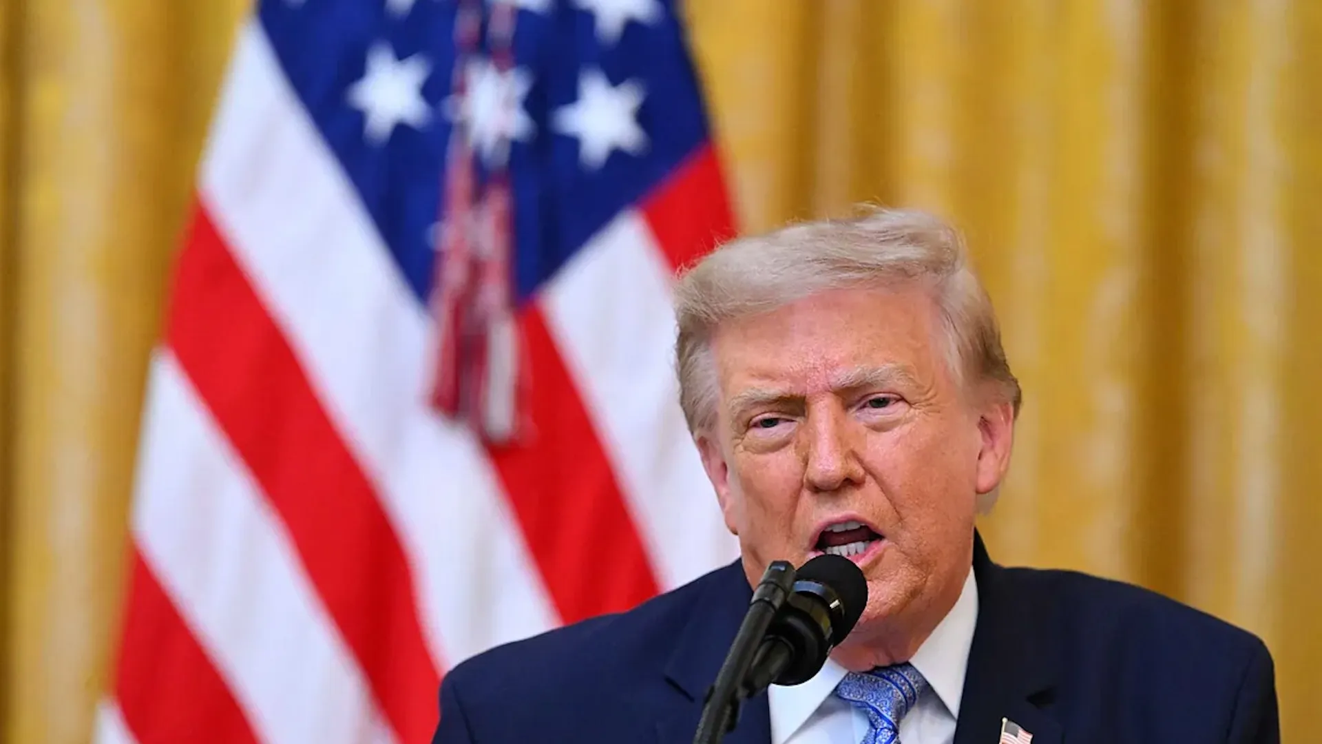 President Trump warned of possible new tariffs against Canada due to the lack of measures regarding the fires affecting American citizens