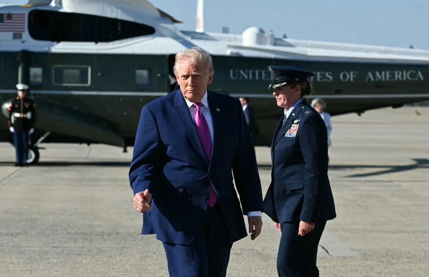 Éxito de Trump: el tráfico marítimo en Ormuz se cuadruplicó gracias a la ruta alternativa bajo control militar de EEUU