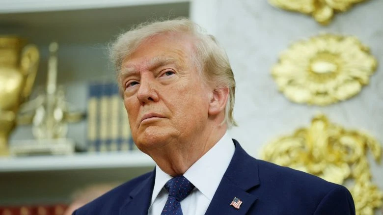 President Donald Trump announced new attacks against military targets of the Iranian regime following the collapse of the ceasefire
