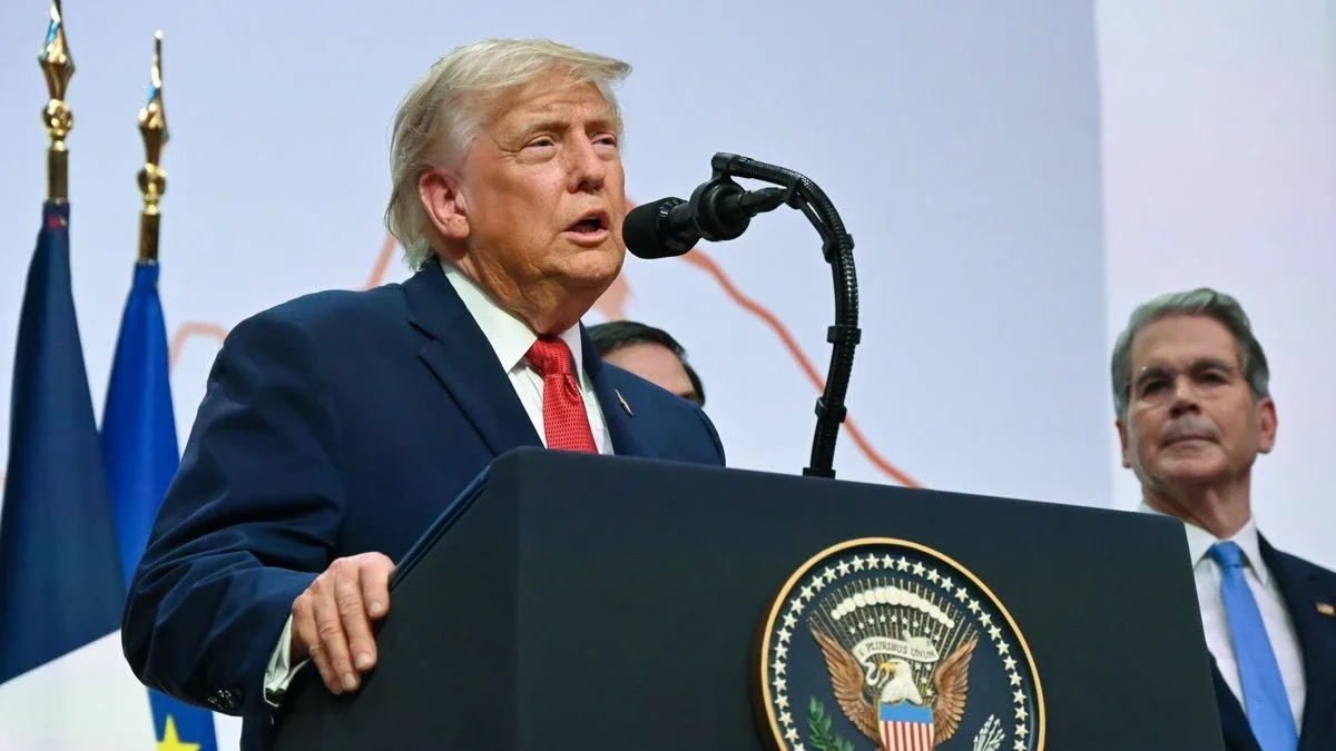 President Donald Trump signed the memorandum with Iran that ends the conflict and restores peace in the Middle East