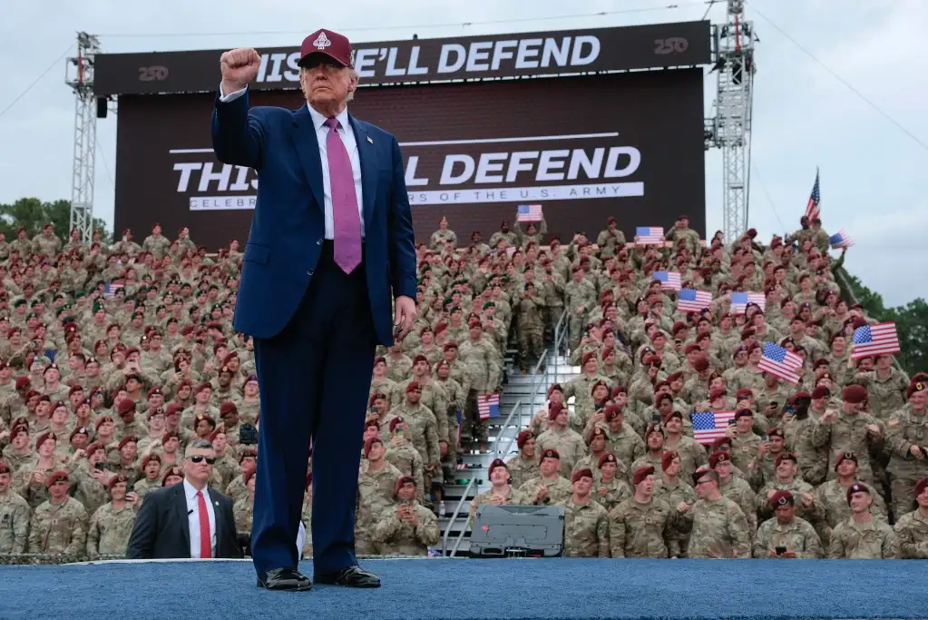 Trump aseguró que dejó ordenes de ''decimar'' a Irán y que las fuerzas armadas estadounidenses se encuentran ''listas, dispuestas y capacitadas''