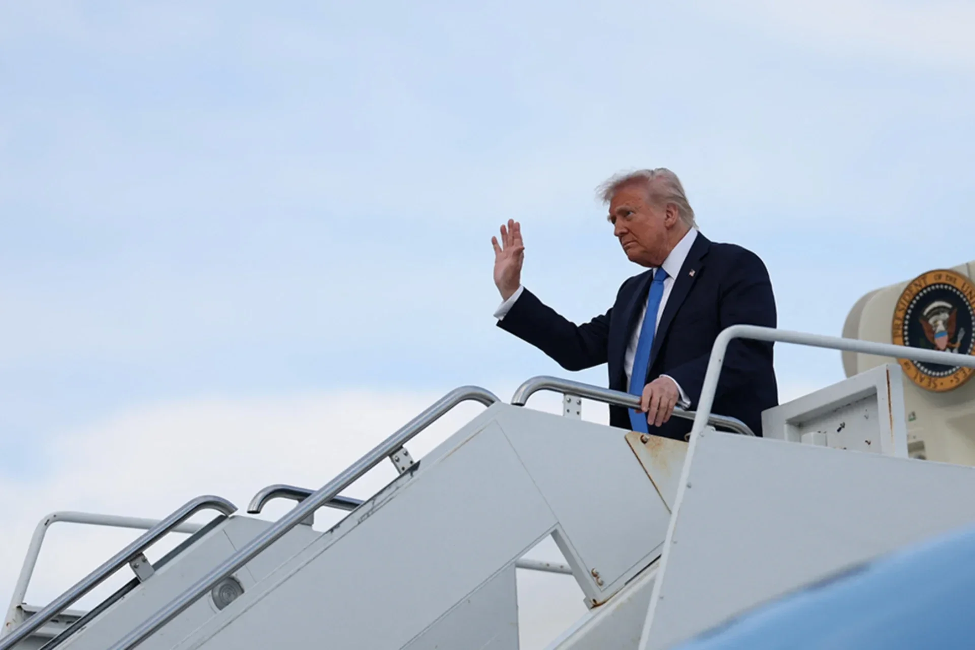 The President of the United States will address the G7 in France next week, where he will meet with leaders of Arab countries to discuss the situation in Iran