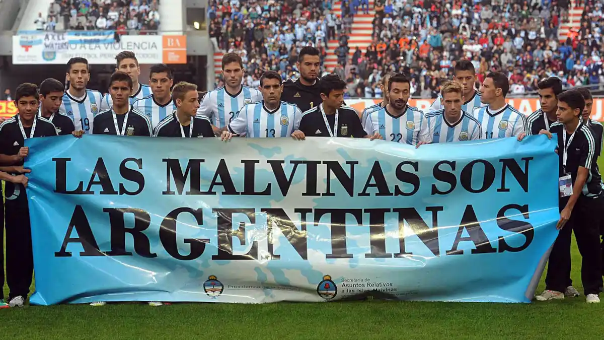 Argentina has already been sanctioned for displaying a flag of the Malvinas