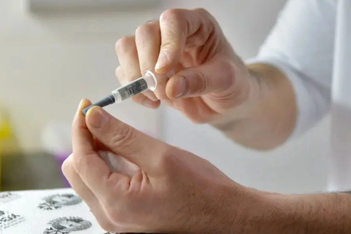 ¿Se puede combinar con otras vacunas?