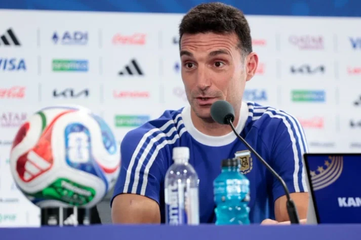 Conferencia de Scaloni pre debut: Dibu al arco, las dudas del XI y las sensaciones en la previa al partido con Argelia