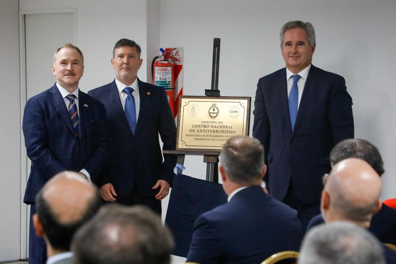 Pablo Quirno, Cristian Auguadra y Peter Lamelas.