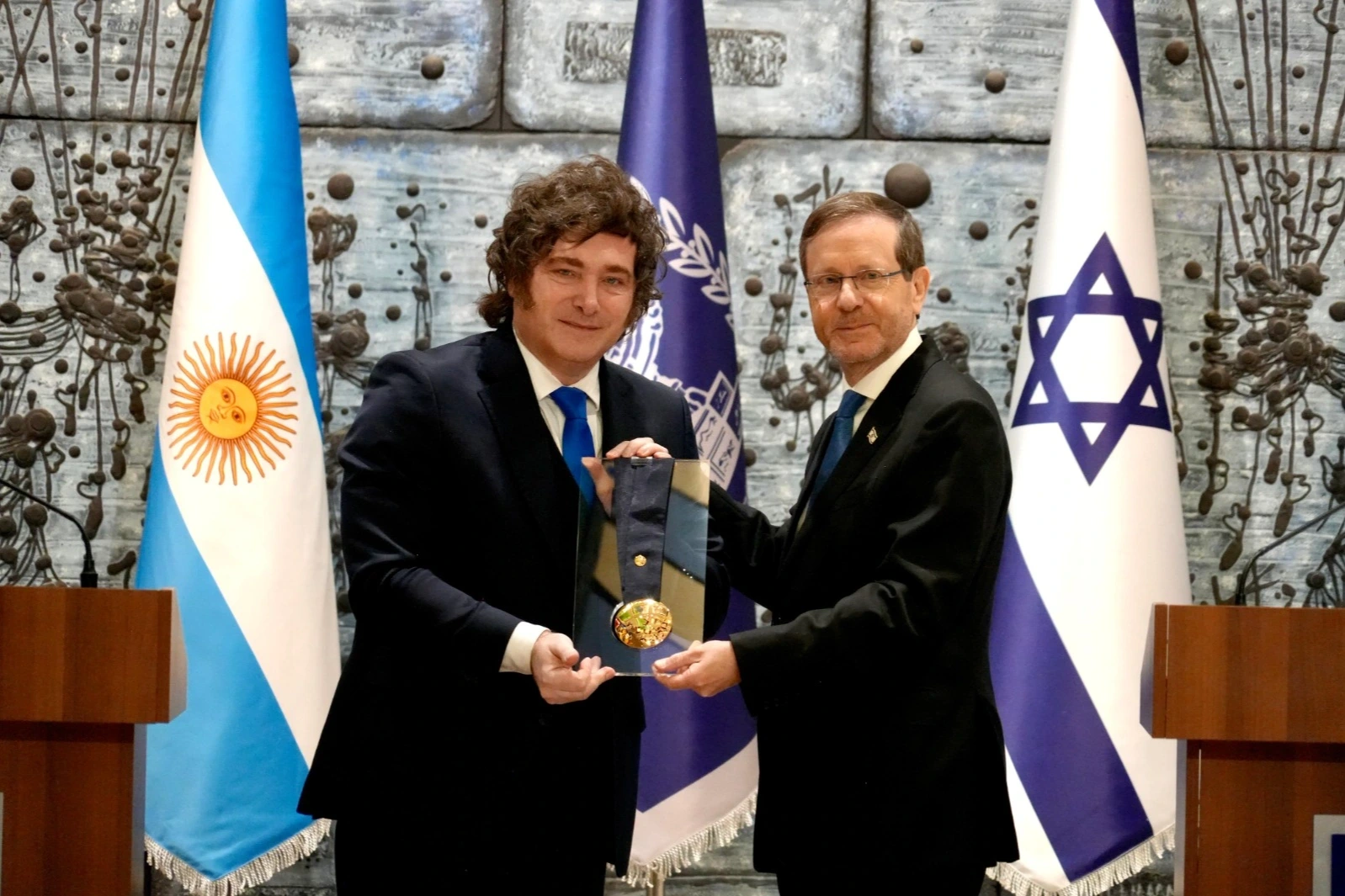 Javier Milei fue premiado con la Medalla Presidencial de Honor en Israel