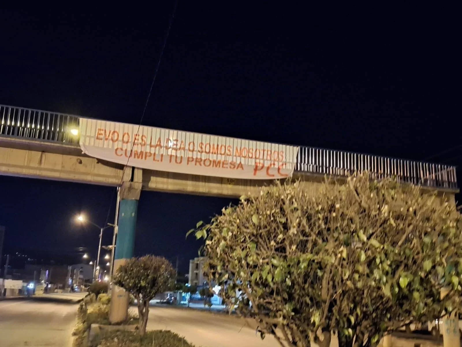Los carteles del PCC.