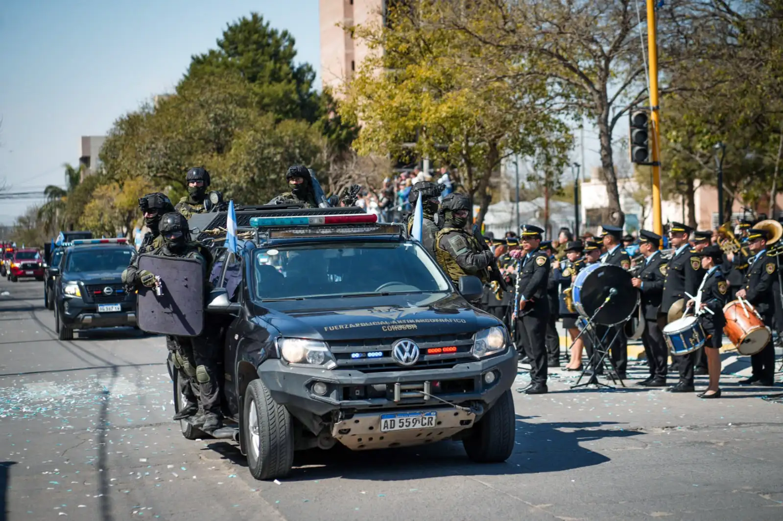 Río Tercero celebró su 113ª aniversario con un desfile cívico militar y la presencia de Llaryora
