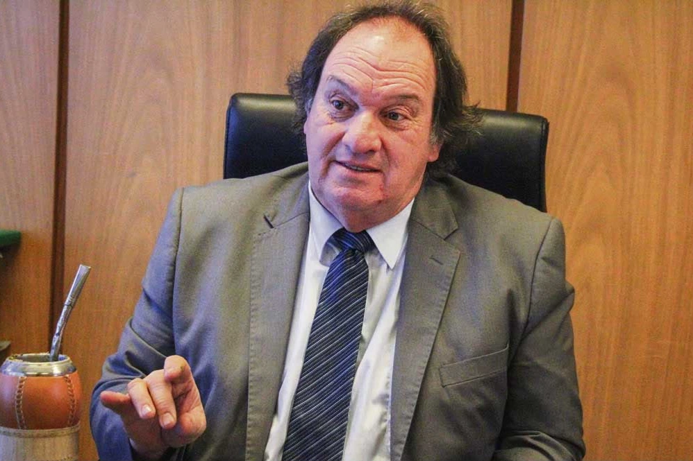 El mundo del revés: emboscan a Lust con el colegio de sus hijos, y es él el que tiene que disculparse