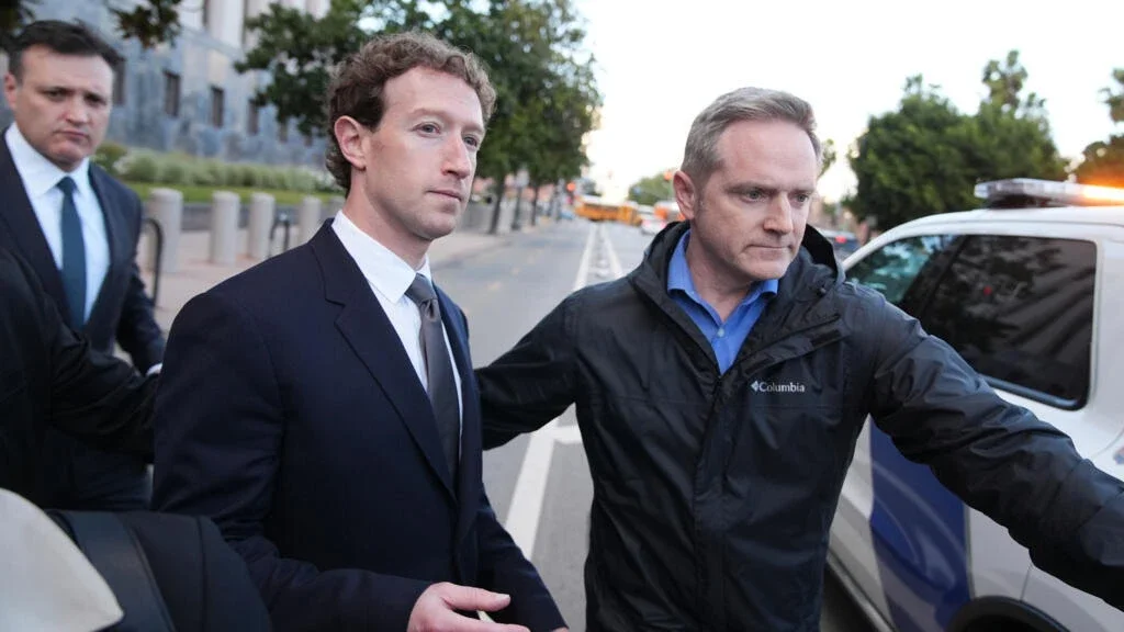 The organization FWD.us, founded by Mark Zuckerberg, has been one of the major beneficiaries, having received more than 3 million dollars from the leftist Hungarian magnate.