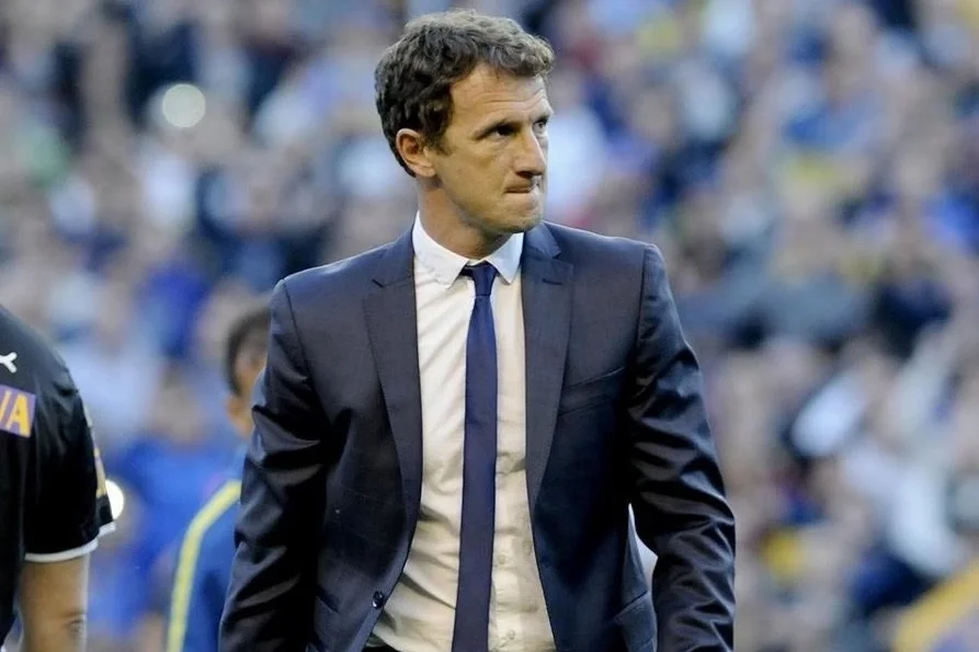 Rodolfo Arruabarrena regresaría al banco de Boca tras una década