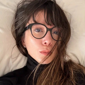 La mujer de 49 años es escritora 