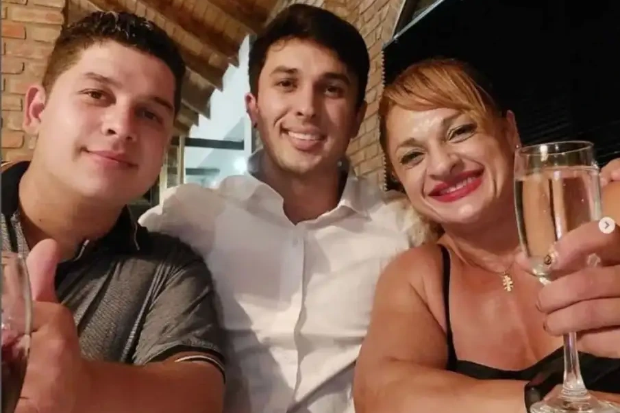 El emotivo homenaje de los hijos de la Locomotora Oliveras a un año de su partida: "Cuesta creer que ya no está"