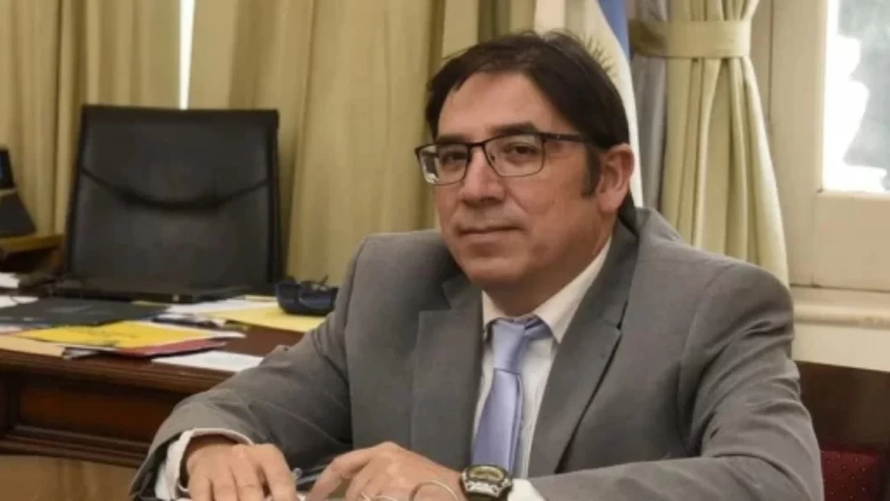 Alejandro Álvarez.