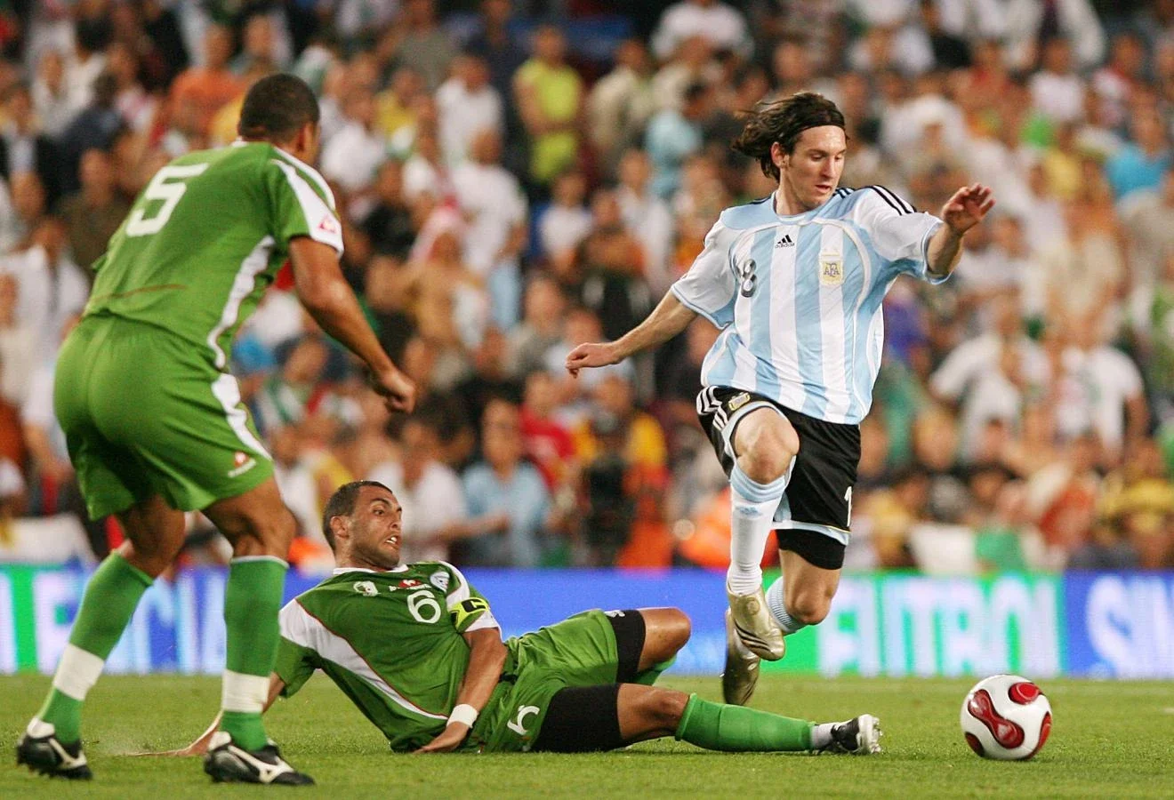 Argentina y Argelia se enfrentaron una única vez en 2007, la cual fue victoria albiceleste por 4-3