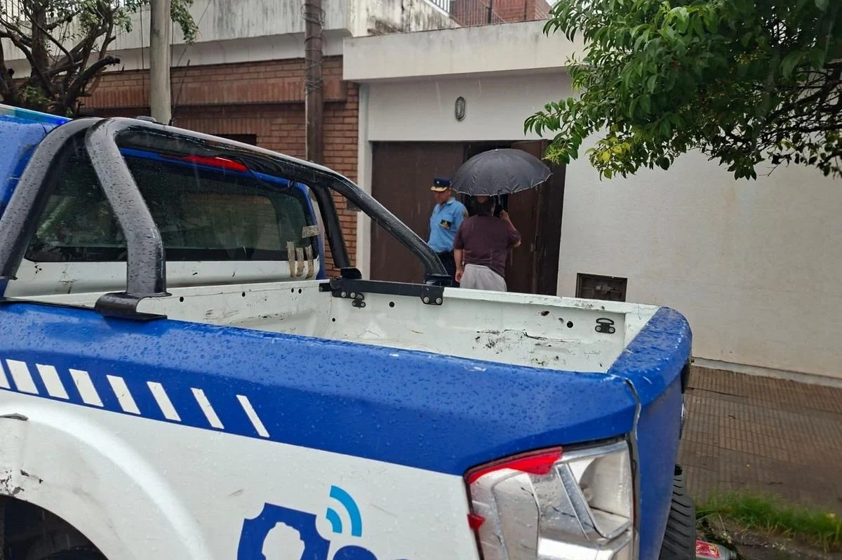 Córdoba: simulaban ser barrenderos para atacar y robar a vecinos de Altos de General Paz