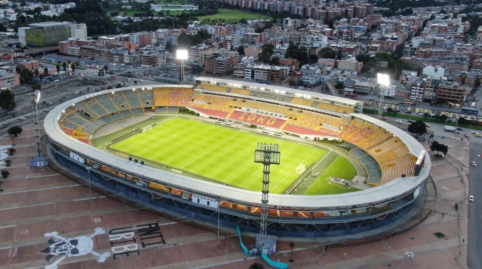 De no modificarse nada, el partido entre Independiente Santa Fe se jugaría este miércoles 12 de agosto en El Campín de Bogotá