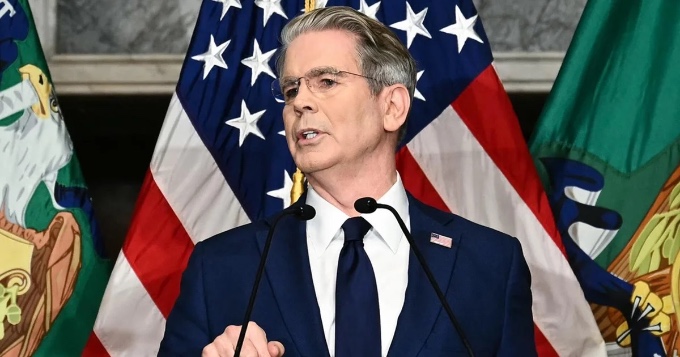 Bessent presented yesterday at a press conference the "Economic Marginalization Operation" to financially strangle the regime of Iran