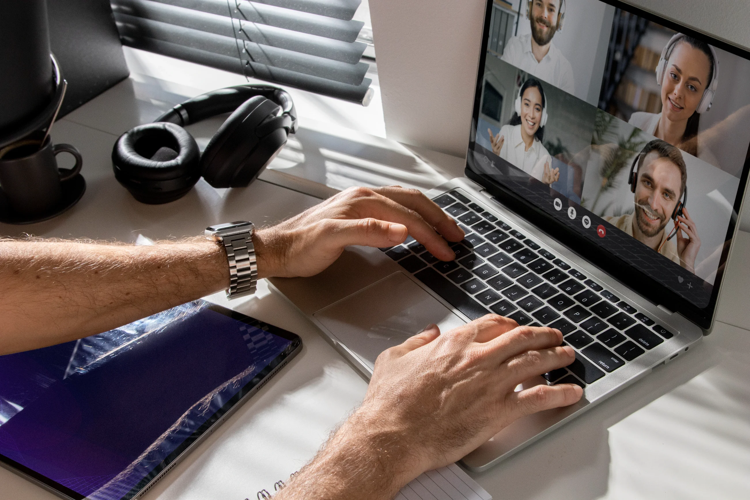 Stanford revealed the true culprit behind the productivity miracle in the U.S.: it's not AI but remote work.
