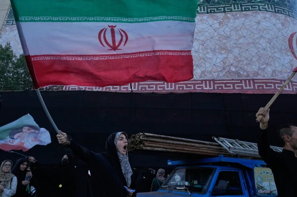 Israeli intelligence revealed that Iran planned to assassinate Donald Trump during his trip to Turkey