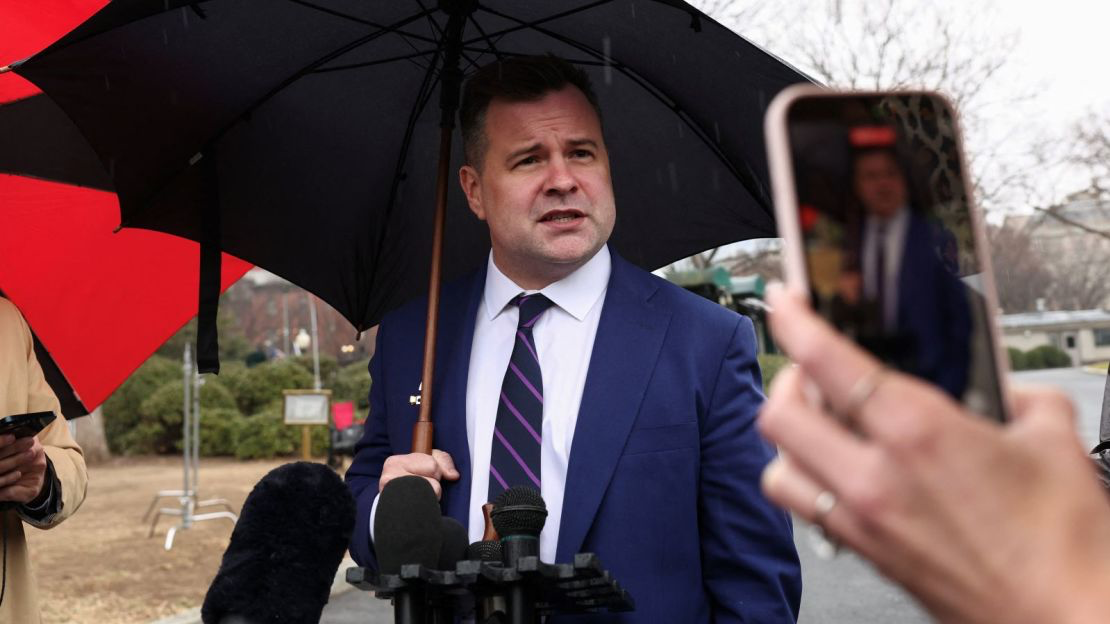 Bill Pulte will take over the intelligence leadership on an interim basis.