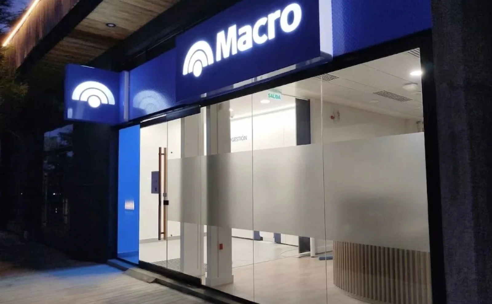 Banco Macro abrió su centro de atención comercial en Corteza Mall.