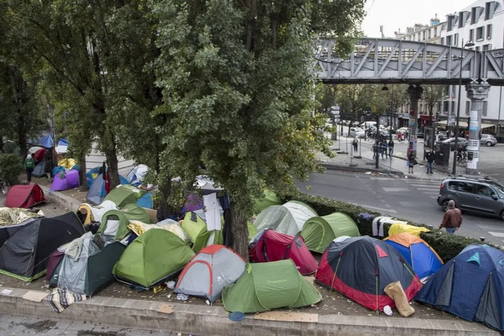 Francia: lanzan una web inmobiliaria que mide inmigración e inseguridad como parámetros de calidad