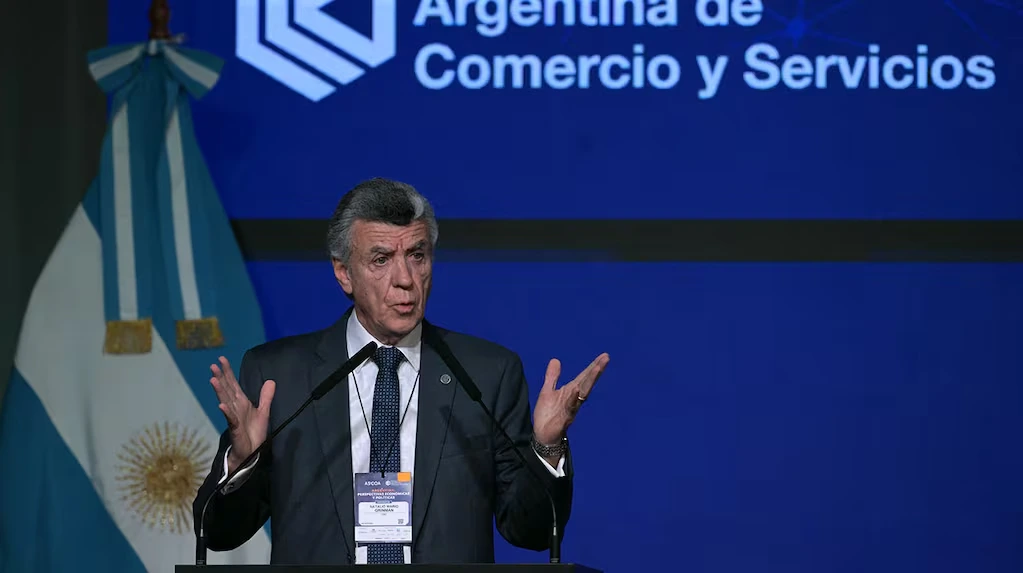 The president of the Chamber of Commerce, Mario Grinman
