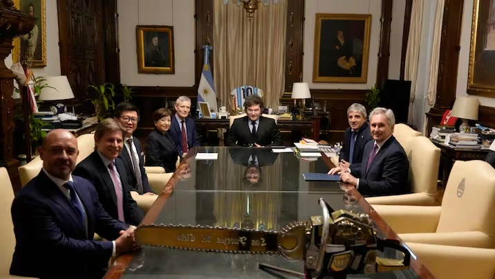 Javier Milei with Tesla executives.