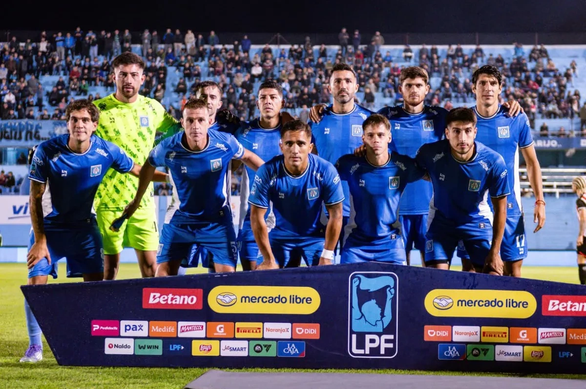 Polémica en Estudiantes de Río Cuarto: la dirigencia decidió apartar a un grupo de jugadores por falta de entrega