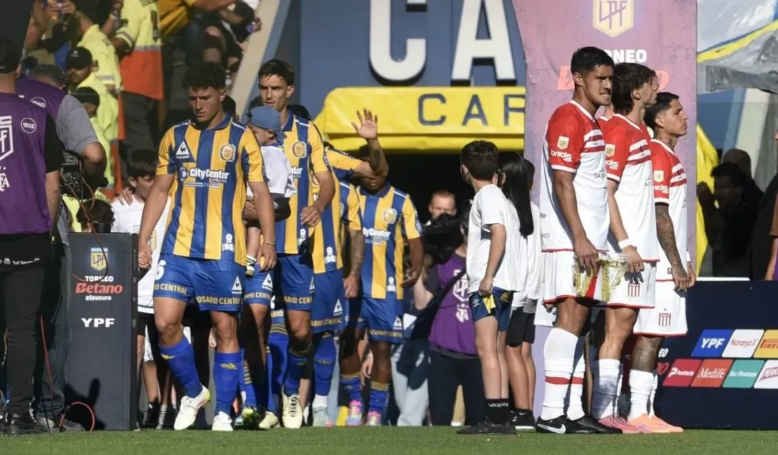 Verón y Estudiantes habían sido sancionados por el pasillo de espaldas a Rosario Central