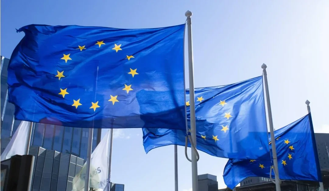Banderas de la Unión Europea.