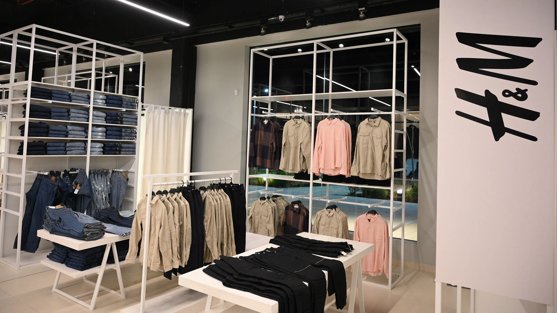 H&M amplia sus operaciones en la región.