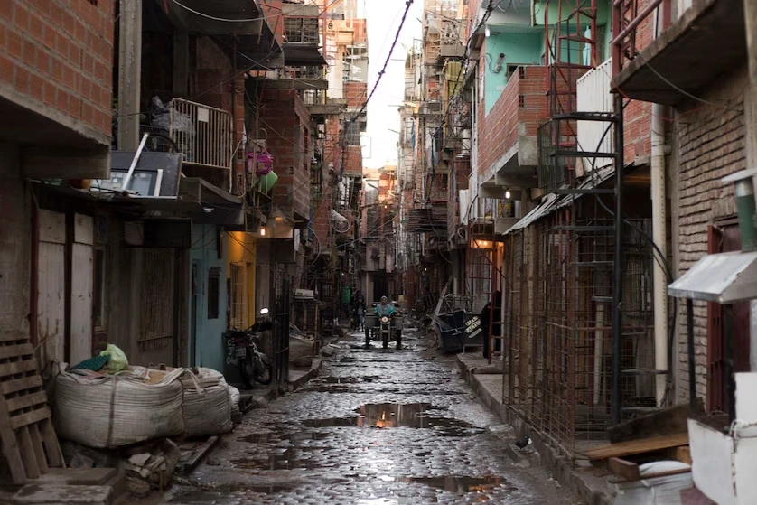 La Ley de Propiedad Privada permitiría el desalojo de asentamientos y villas