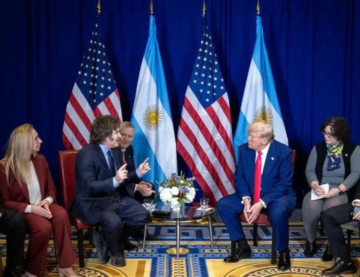 Javier Milei y Donald Trump.