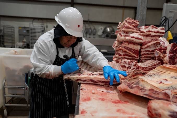 Under a new scheme, producers could slaughter and market without intermediaries