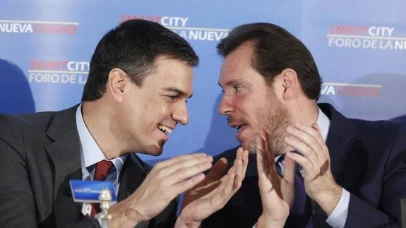Pedro Sánchez y Óscar Puente
