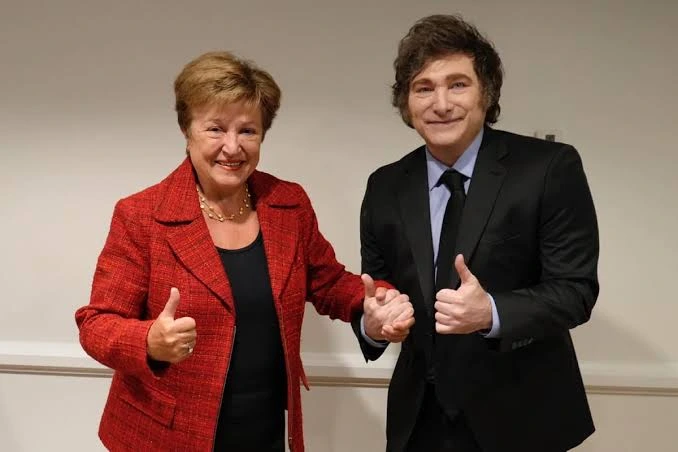Javier Milei junto a Kristalina Georgieva.