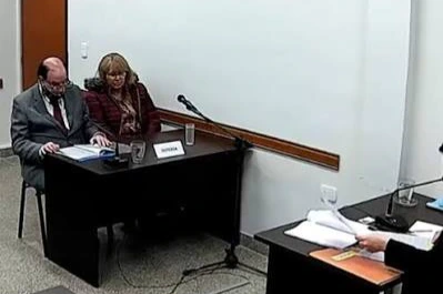 Condenaron a una docente por obligar a sus alumnos a pagarle hasta 150 mil pesos para aprobarlos