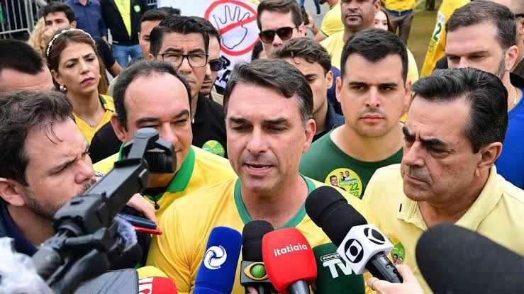 Flavio Bolsonaro.