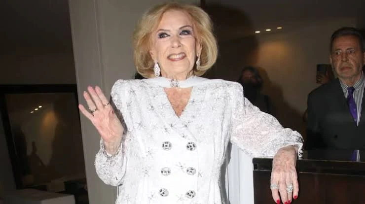 Mirtha Legrand would continue with her recovery