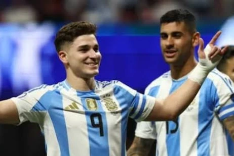 Cuti Romero se presentó en el Atlético y respaldó a Julián Álvarez: "Lo veo metido"
