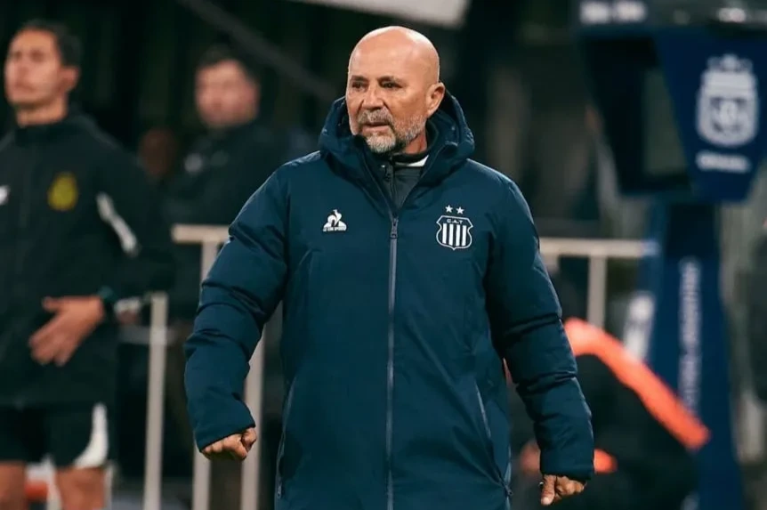 Jorge Sampaoli dejó de ser el técnico de Talleres tras apenas siete partidos dirigidos