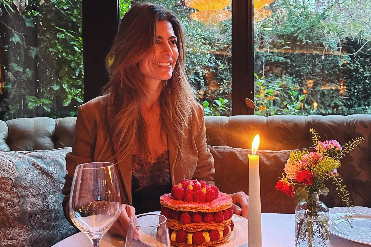 Juliana Awada sigue con los festejos de cumpleaños: al llegar a la Argentina disfrutó de una divertida salida con amigas